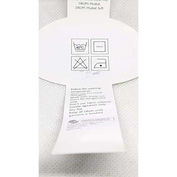 Drops Cotton Light Yarn - Color 36, Dyelot 079 - Cotton/Polyester Blend - Picture 11 of 12